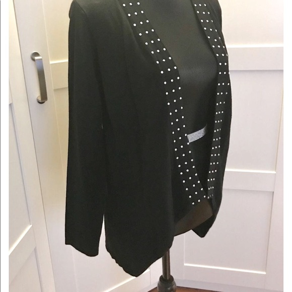 NWT - LAURA PETITES Black Cardigan - Picture 2 of 3